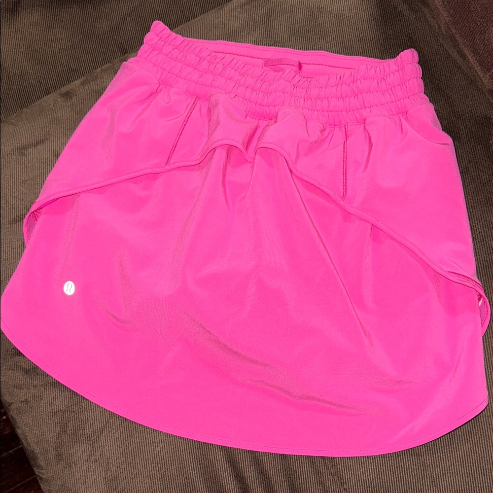 Lululemon Women's Pink Skirt - Picture 2 of 8